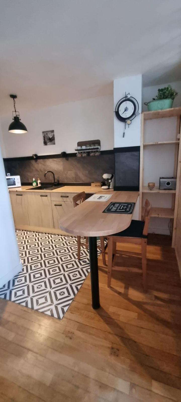 Apartmán Bayard La Tour Charleville-Mézières Exteriér fotografie